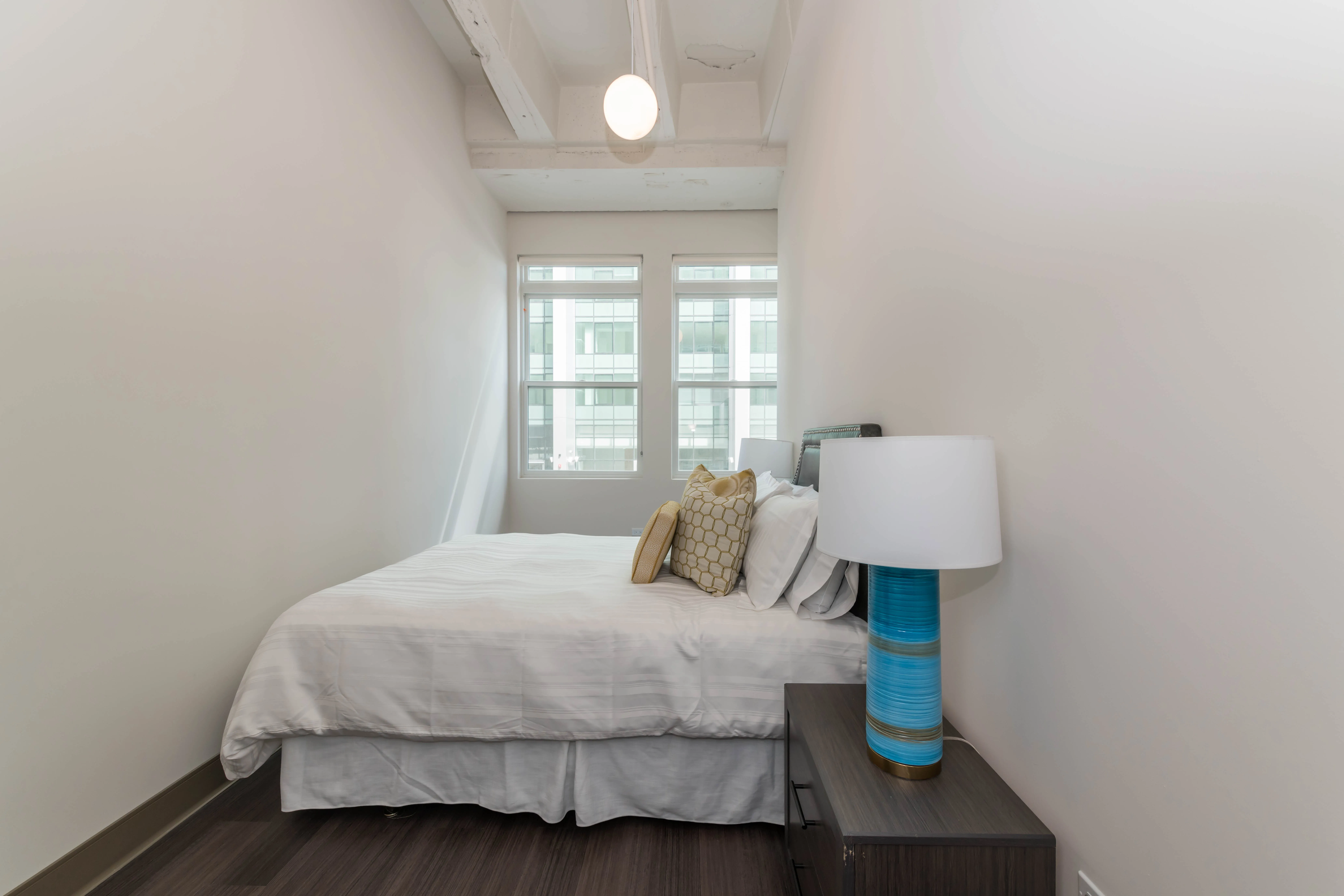 Amazon HUB Accepts Most Carriers (USPS-FedEx, Etc