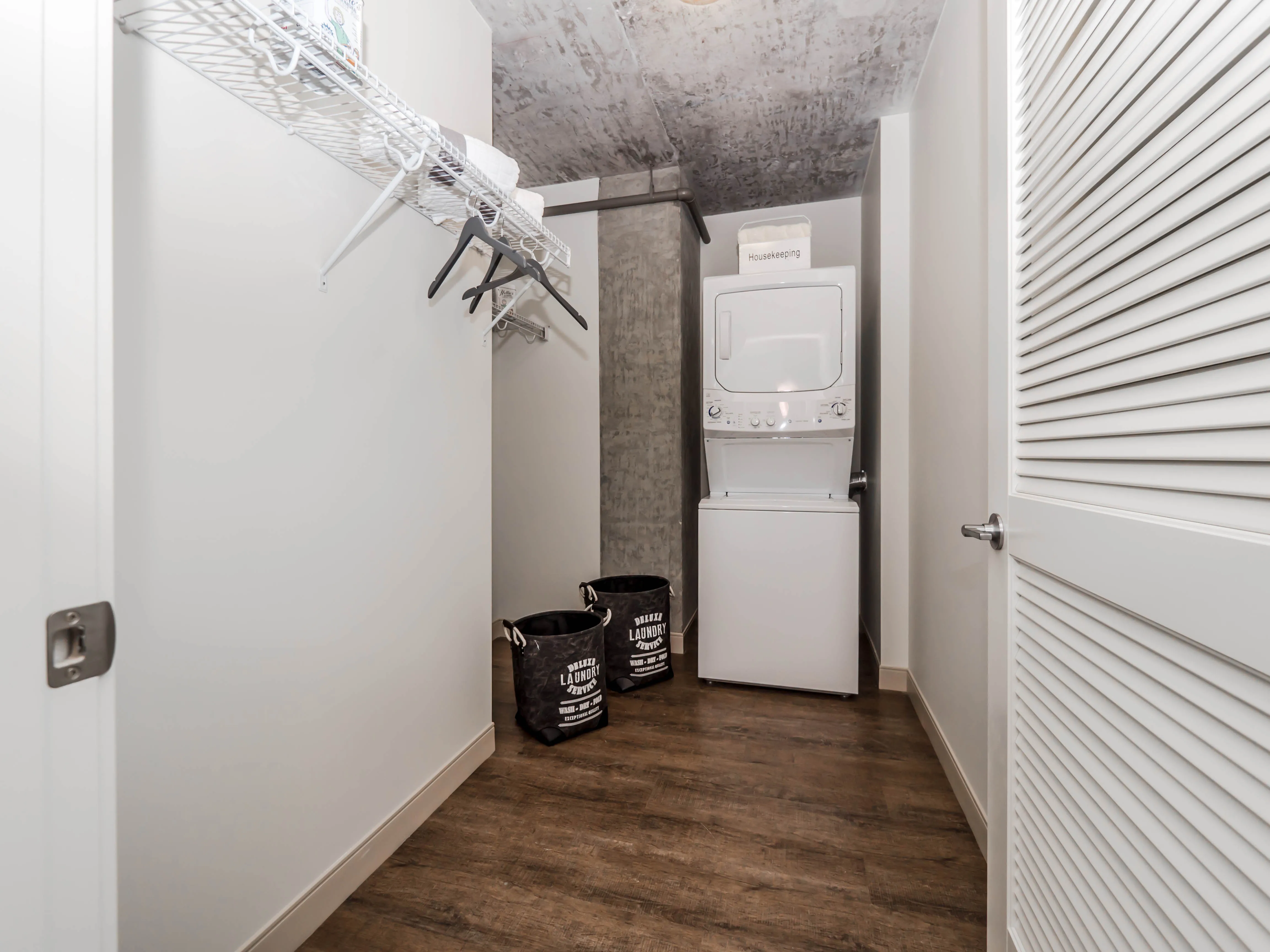 kitchen in model unit at Gateway West Loop Apartments in Chicago