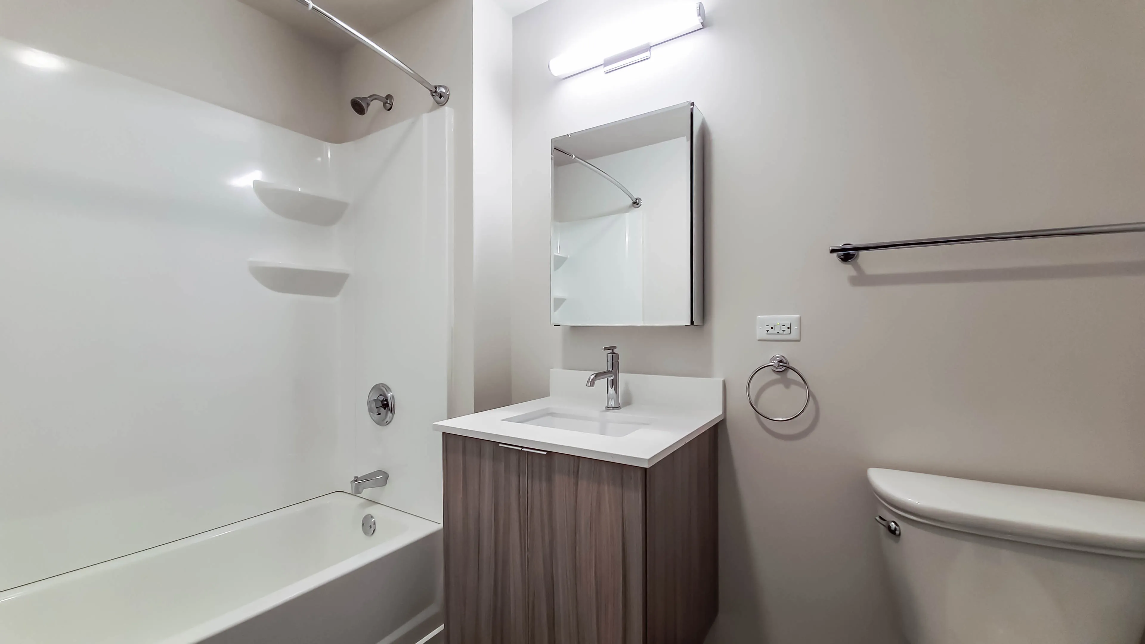 820 South Apartments offers Brand-New Kitchens with GE Appliances