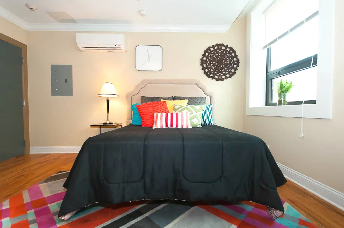 721 West Belmont Apartments