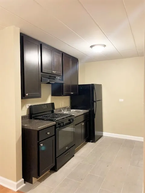 7301 N RIDGE BLVD 60645-unit#405-Chicago-IL