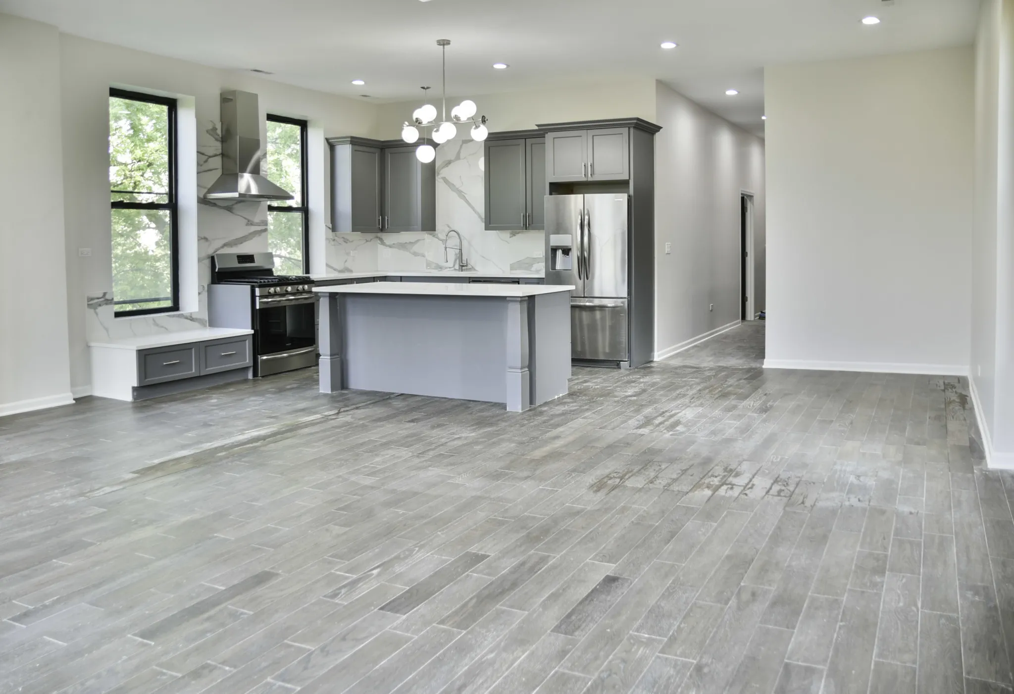 2701 West Thomas Apartments