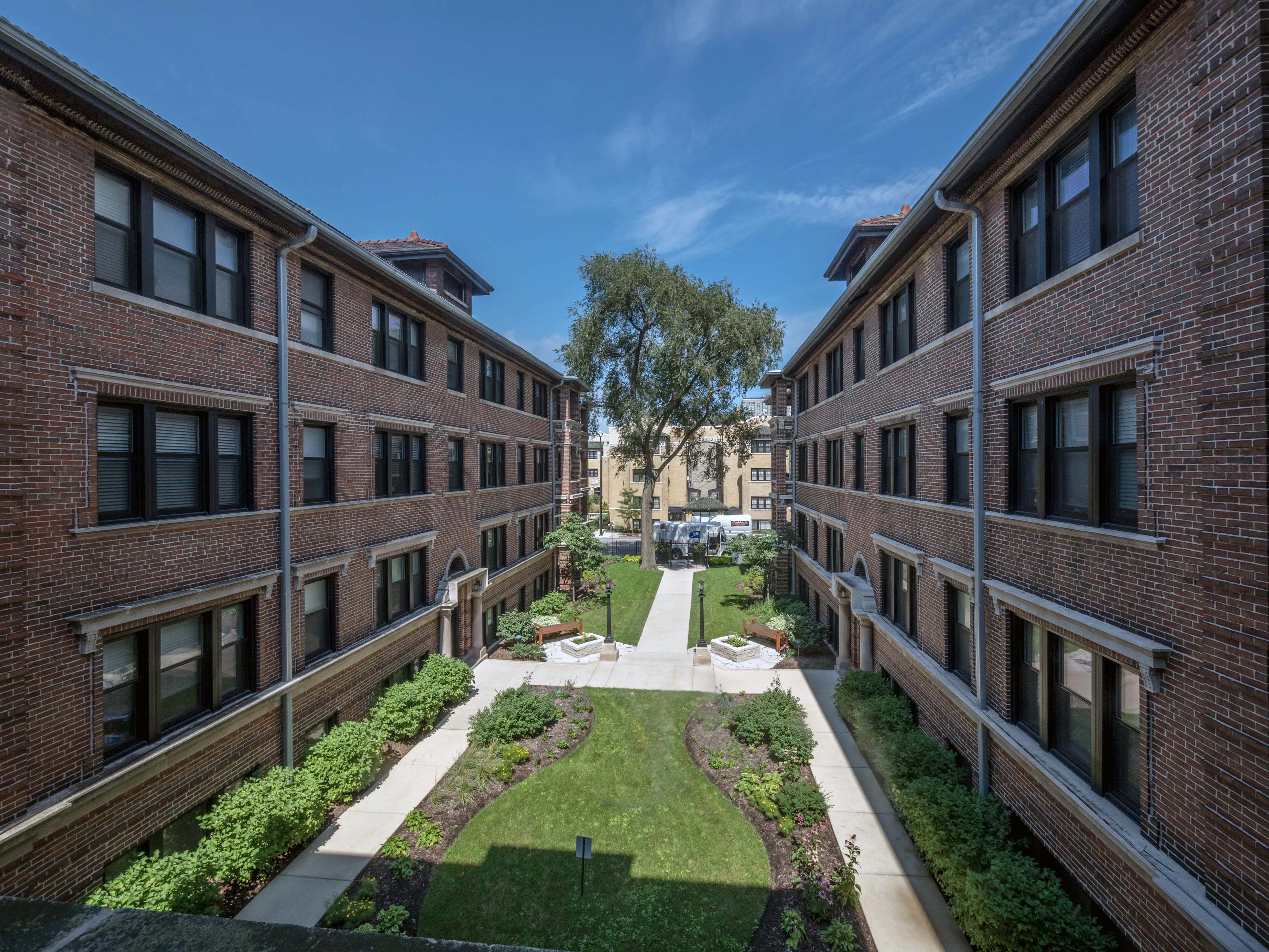 Reside on Irving Park Apartments
