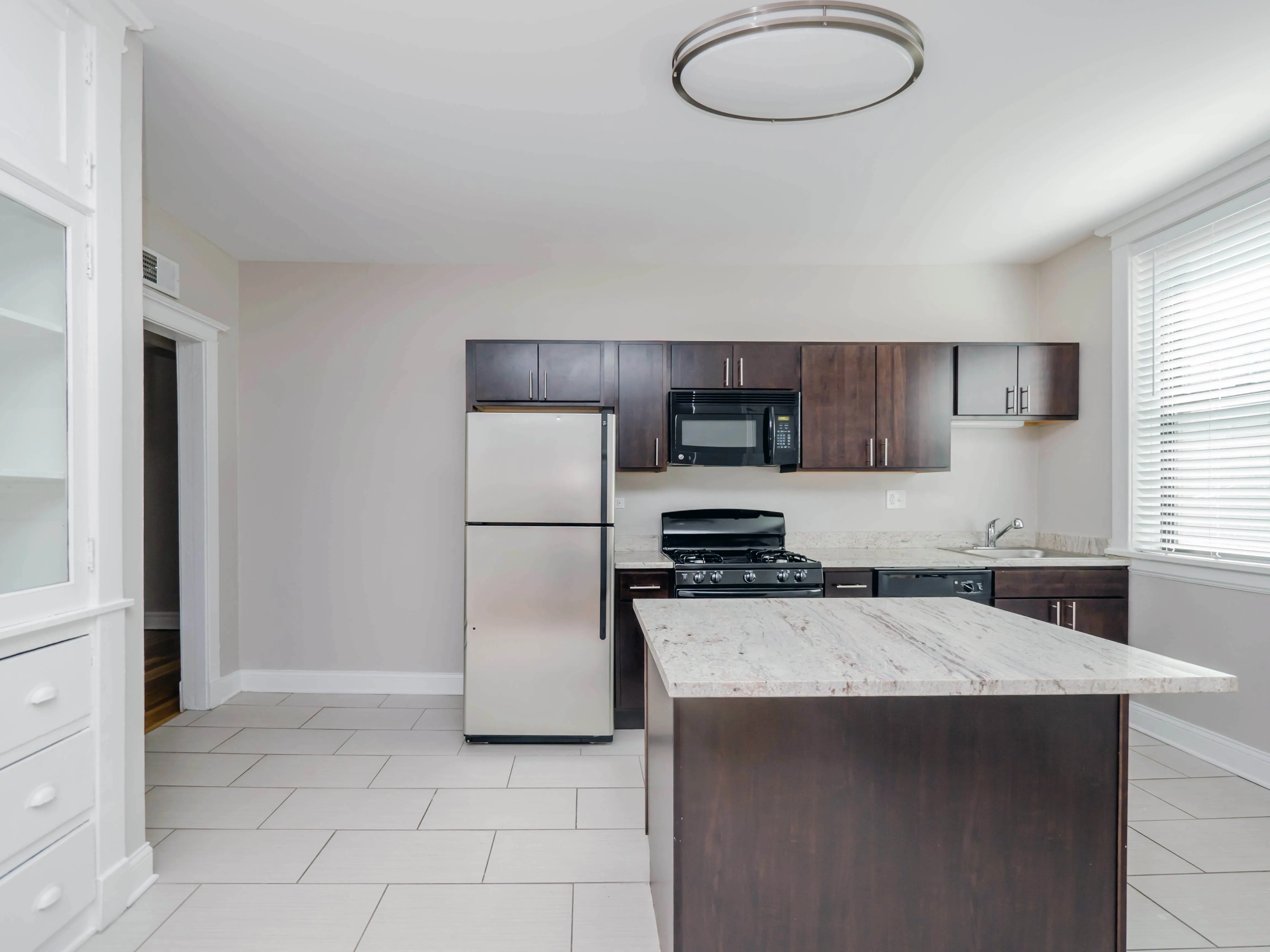 Reside on Irving Park Apartments