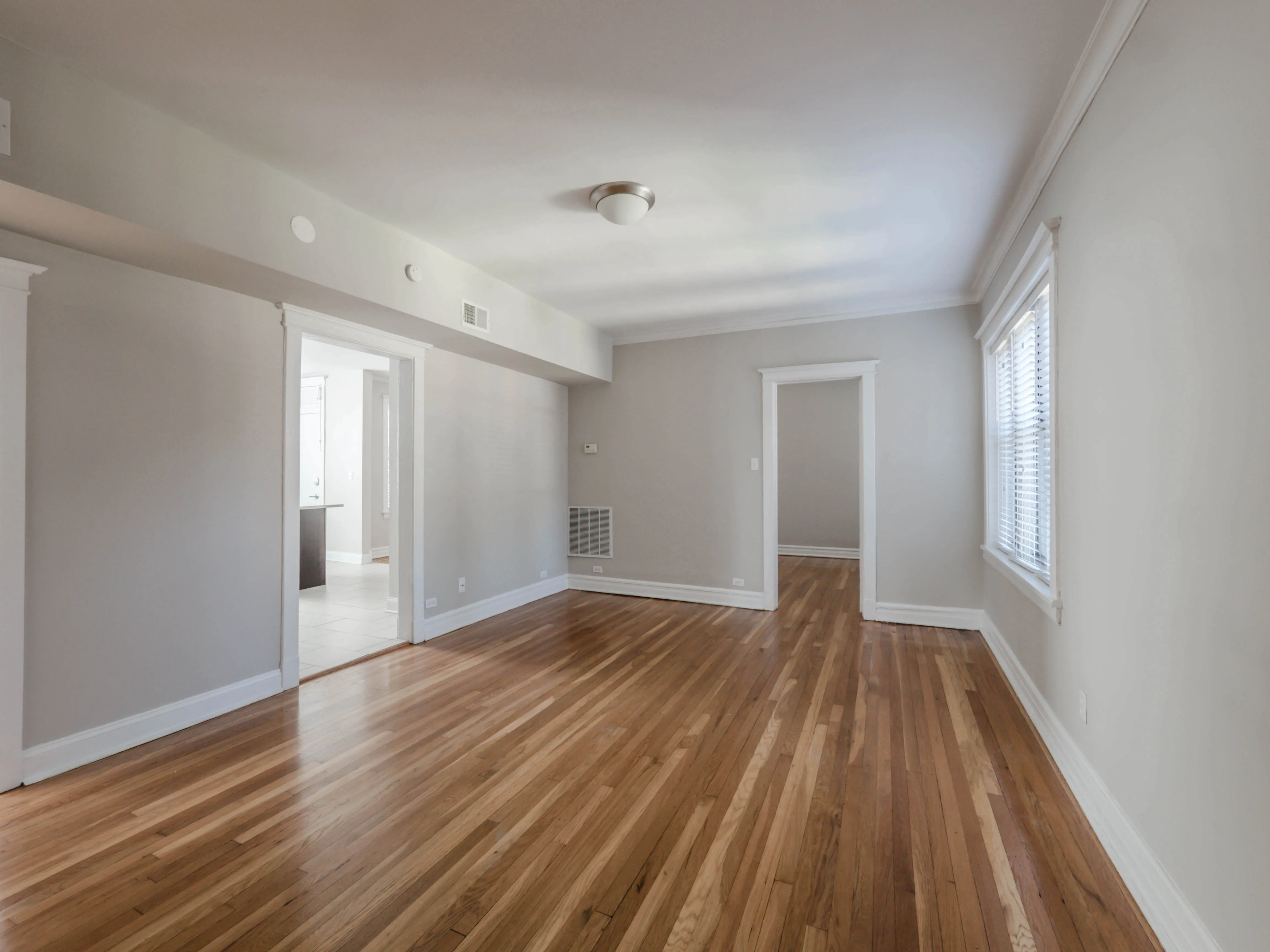 Reside on Irving Park Apartments