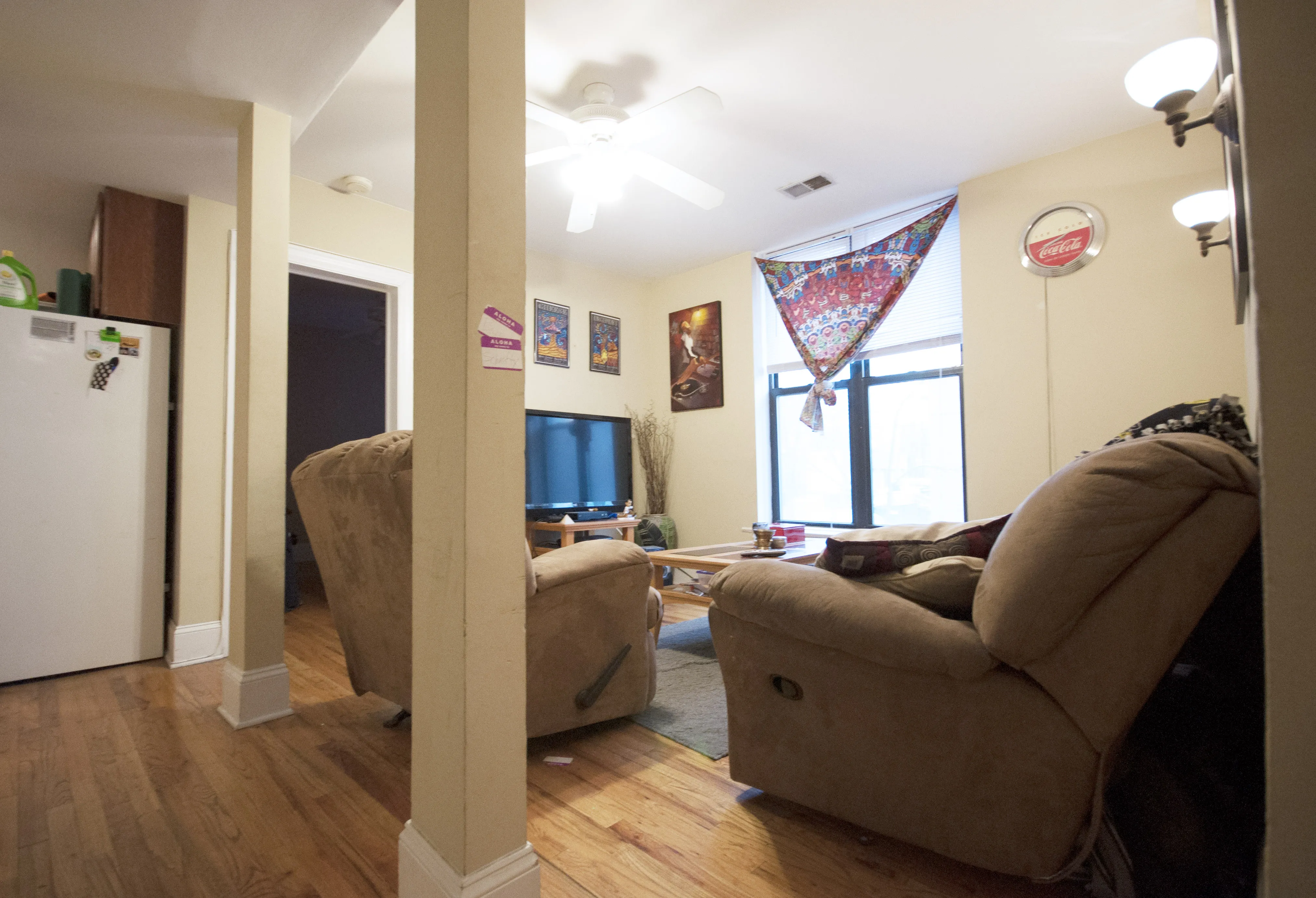living room with new wood floors at 740 West Oakdale Apartments in Lakeview