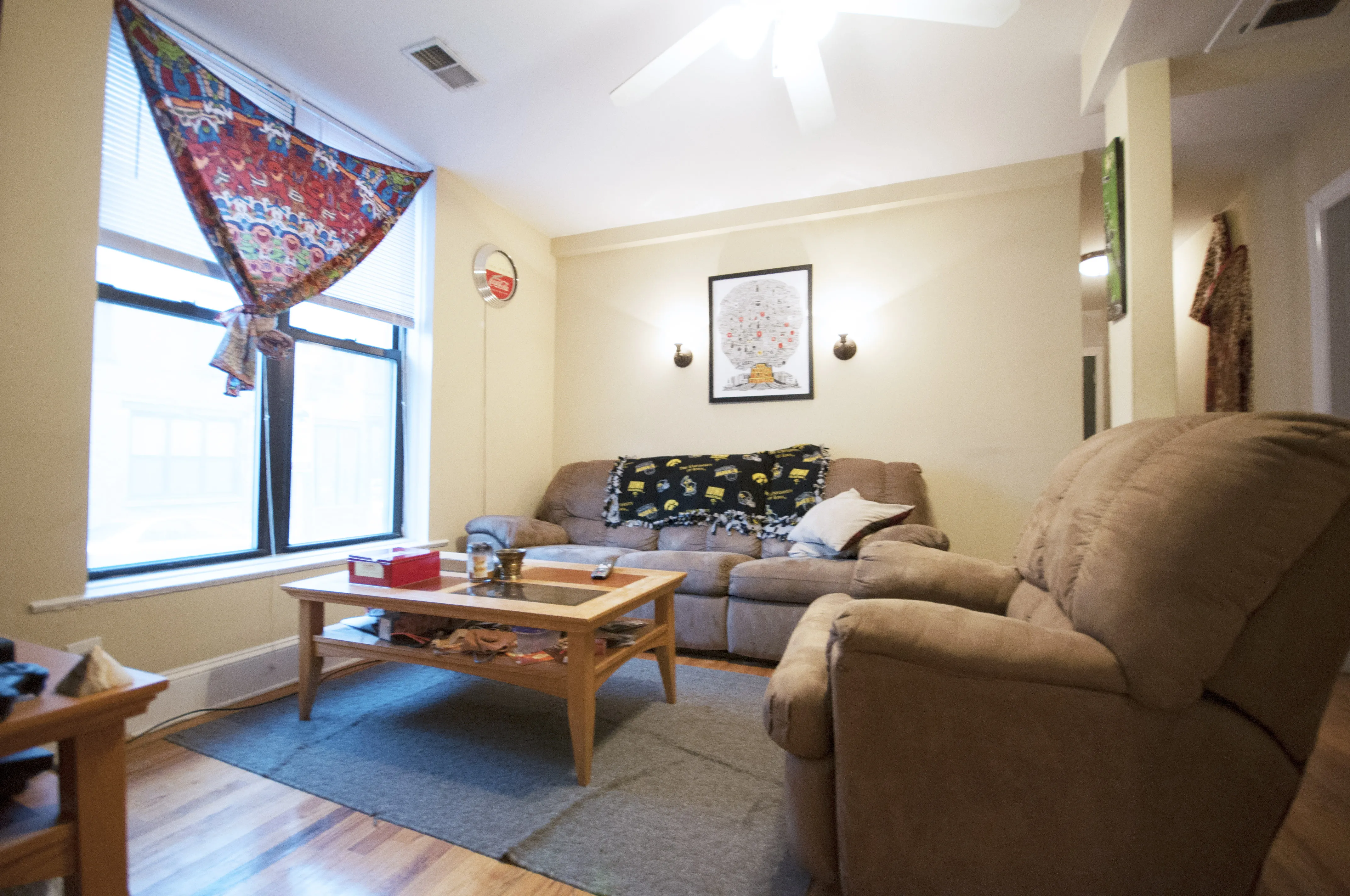 living room with new wood floors at 740 West Oakdale Apartments in Lakeview