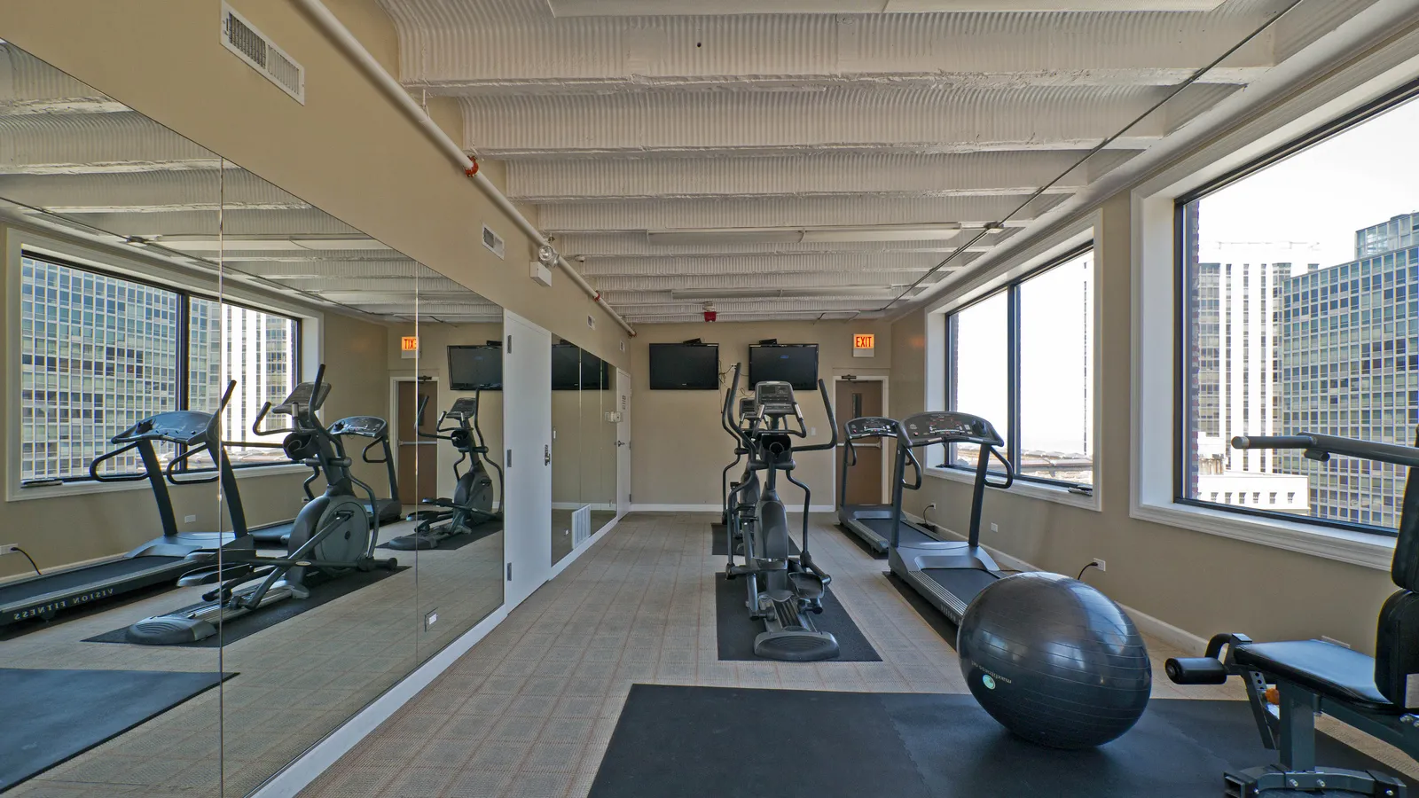master bedroom at 211 E Delaware Apartments in the Gold Coast Chicago