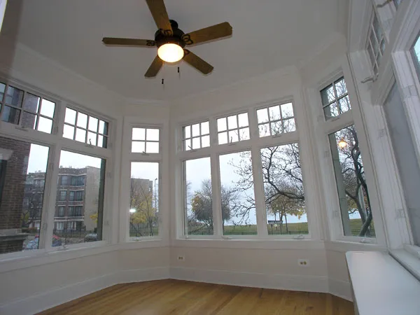 vintage sitting area with view of street at 7710 North Eastlake Terrace