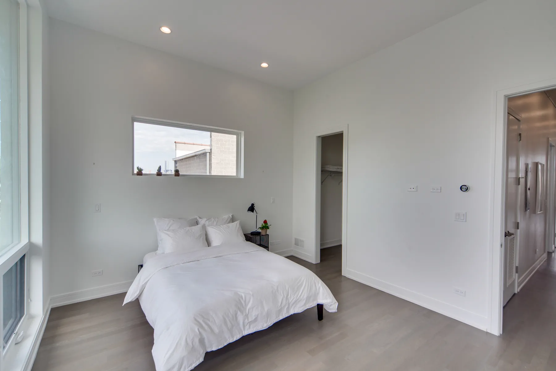 Common Damen Apartments