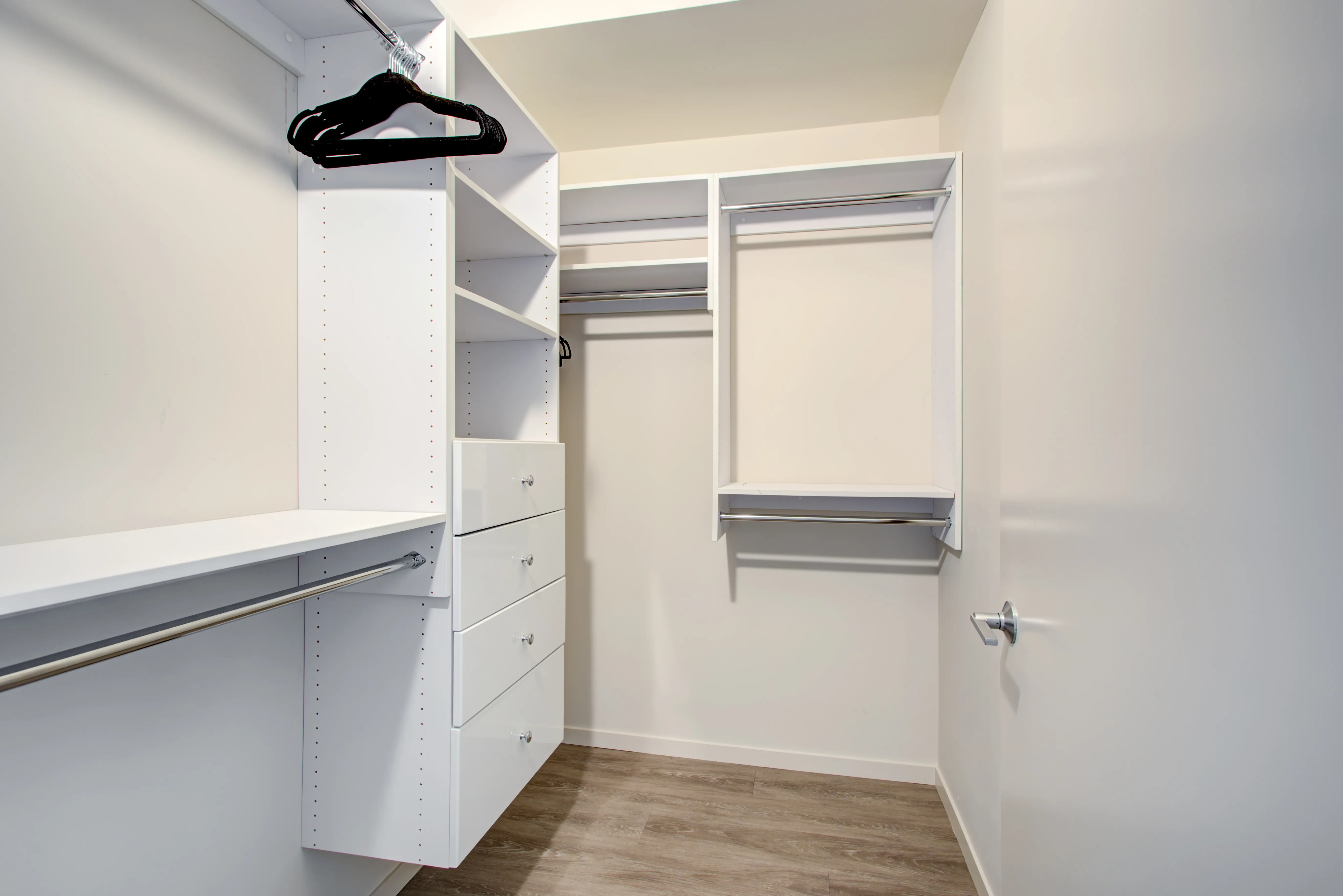 8 East Huron Apartments in River North, Chciago