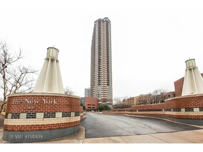 3660 N LAKE SHORE DR 60613-New York Private Residences-unit#802-Chicago-IL