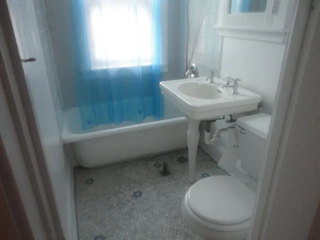 Wilson & Winchester Apartments