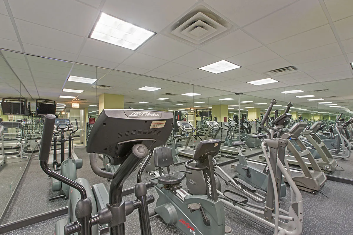 Buena Shores Apartments