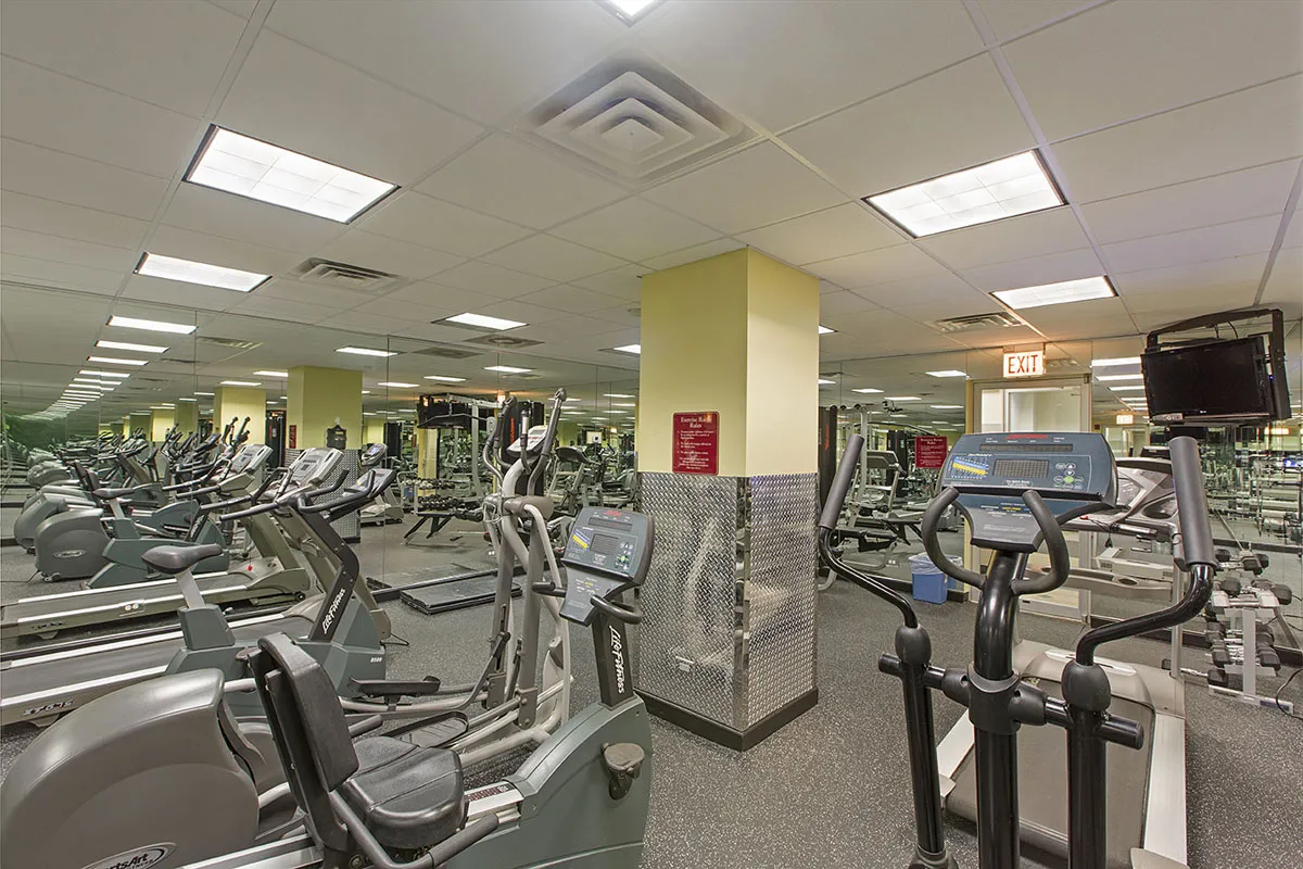 Buena Shores Apartments