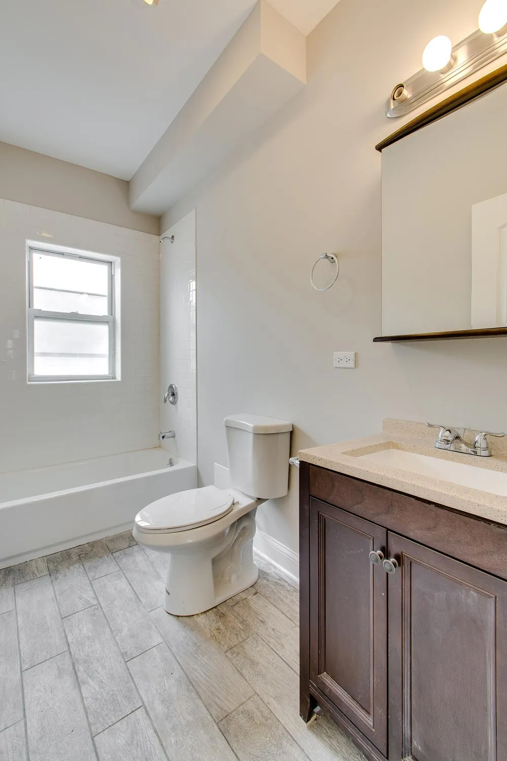 836 East 53rd Apartments