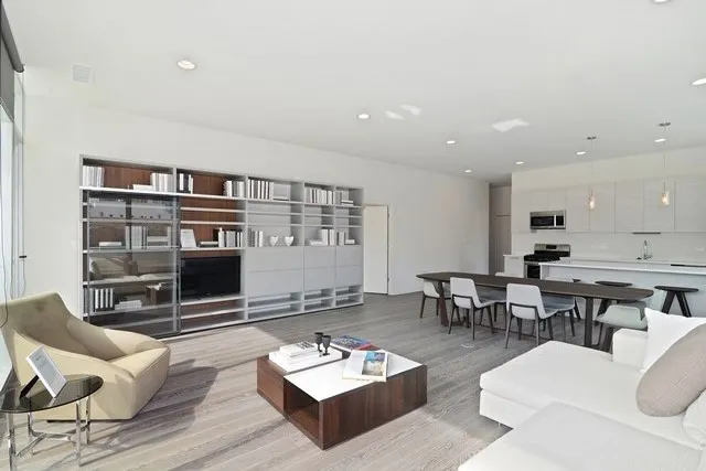 furnished living room at 858 Franklin Apartments at 858 North Franklin St.