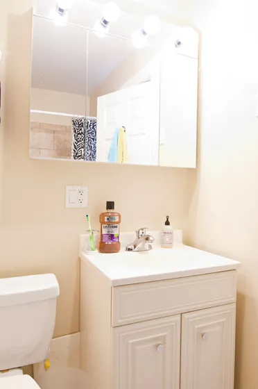 kitchen with white cabinets at 860 Hinman Apartments in Evanston Illinois