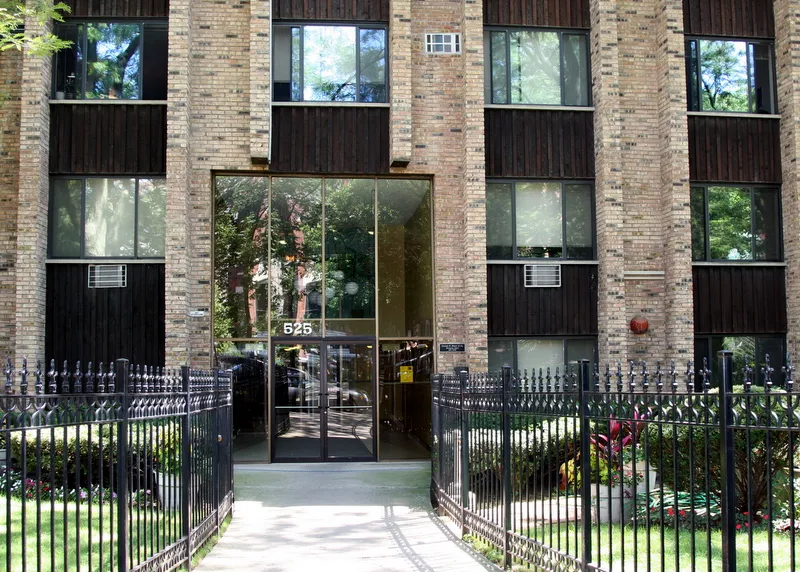 525 West Deming Apartments