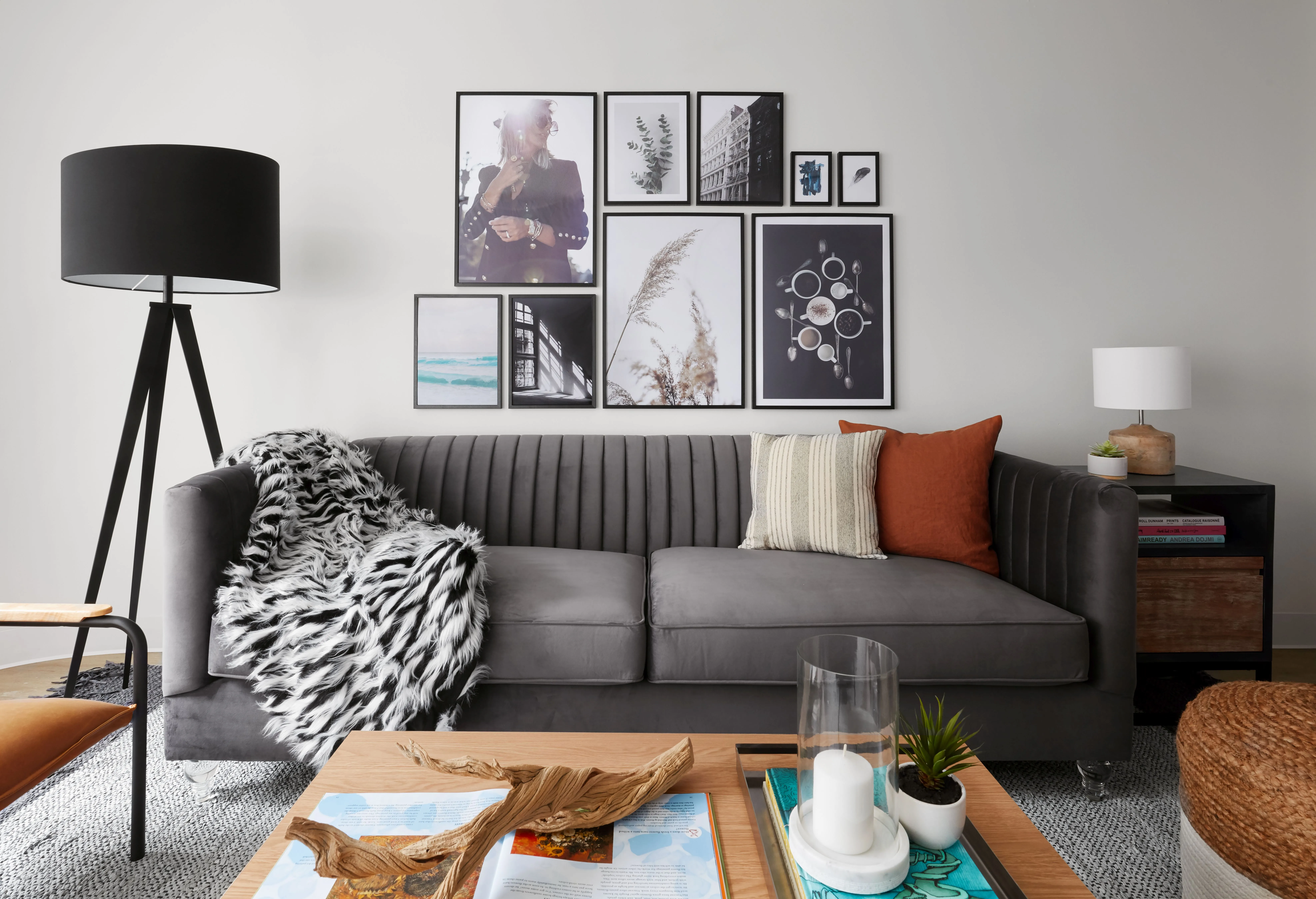 living room of River City Apartments one bedroom apartment