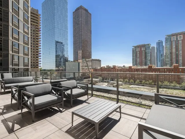 model furnished kitchen at Sienna Apartments in Streeterville