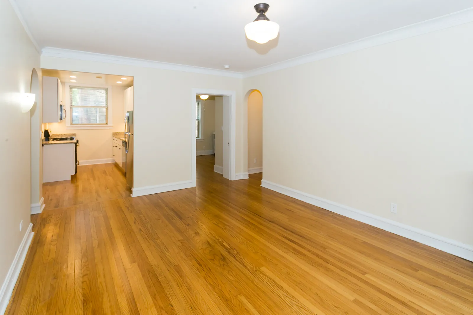 914 Crain Street Apartments