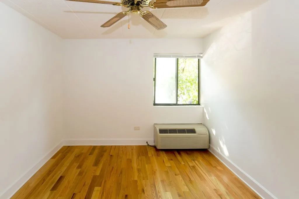 915 West Montana Apartments