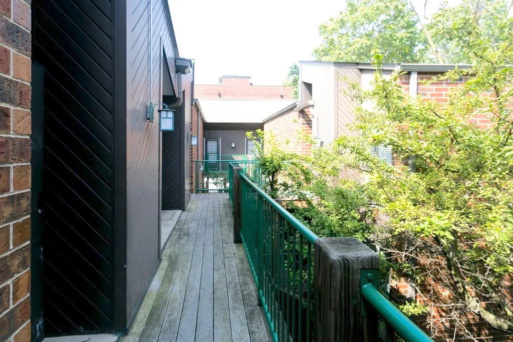 915 West Montana Apartments