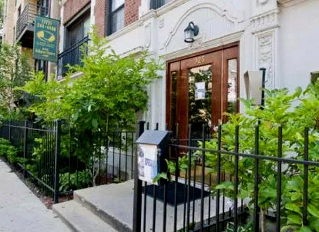 925 West Dakin Apartments