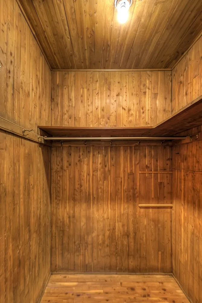 3260 & 3270 North Lake Shore Drive Apartments