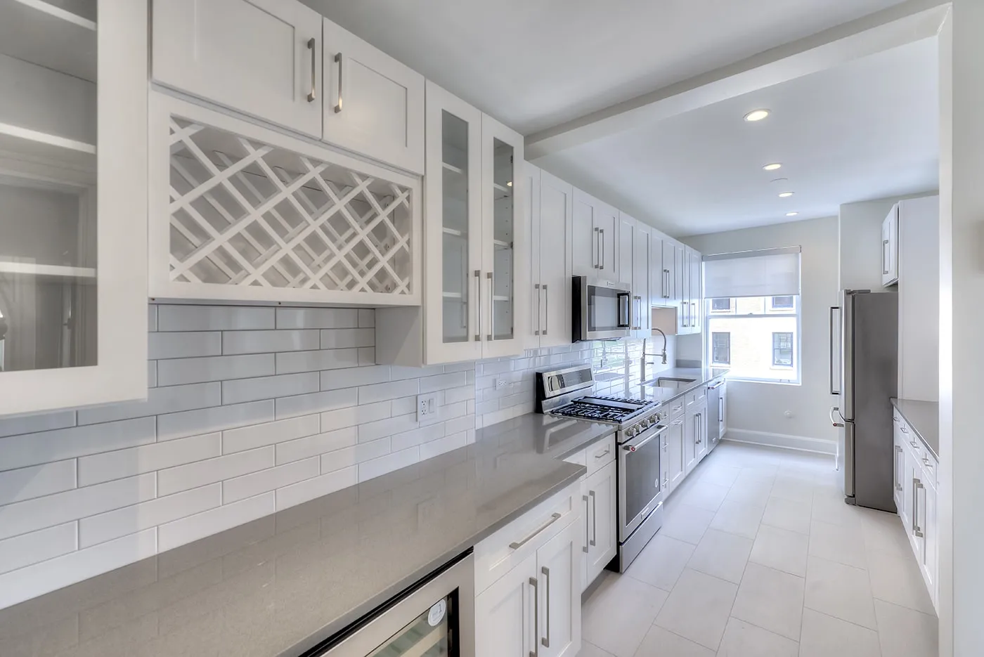 3260 & 3270 N Lake Shore Drive Apartments