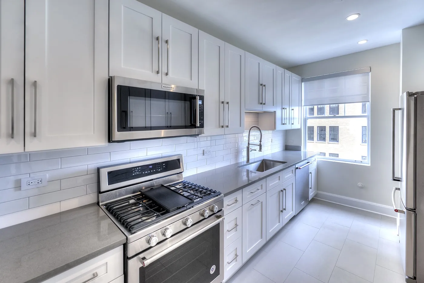 3260 & 3270 N Lake Shore Drive Apartments