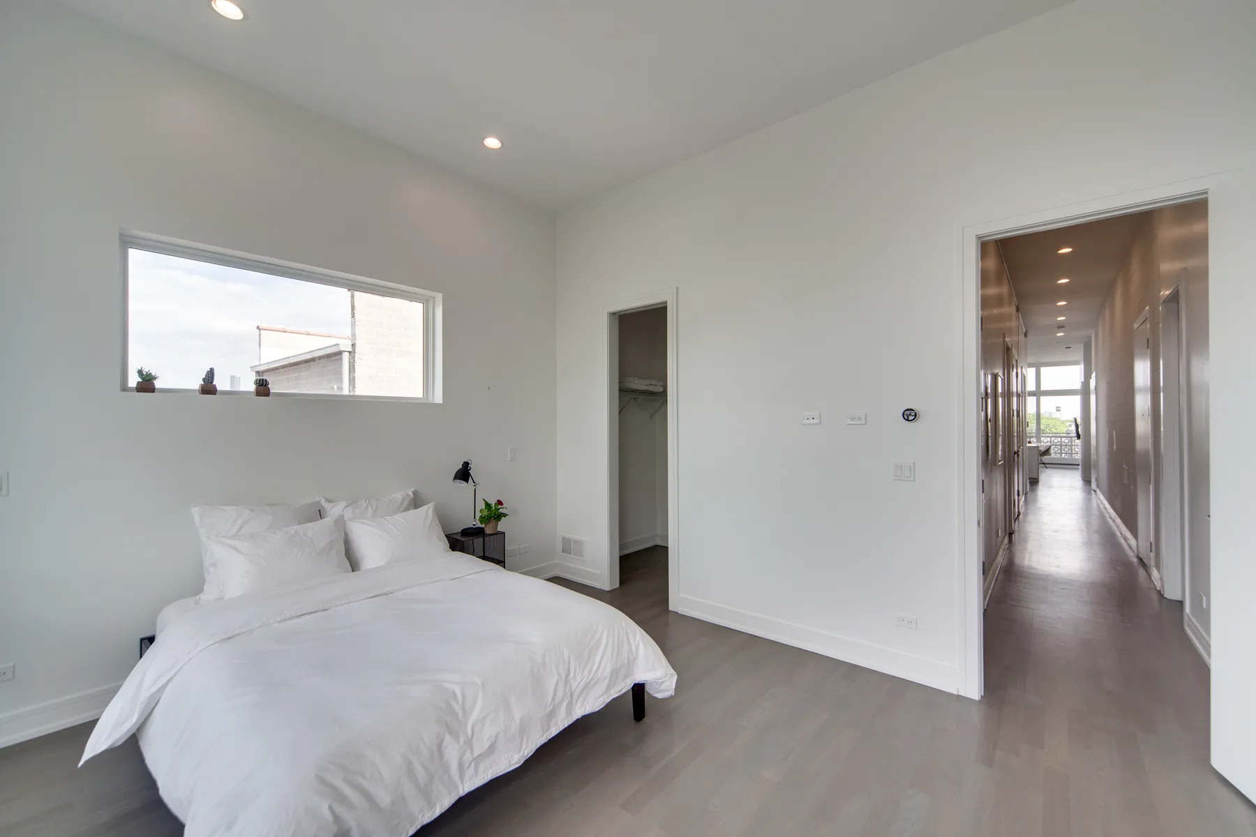 Common Damen Apartments