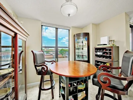 1715  CHICAGO AVE 60201-Evanston Place-Evanston-IL