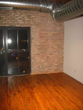 S Marshall Apartments