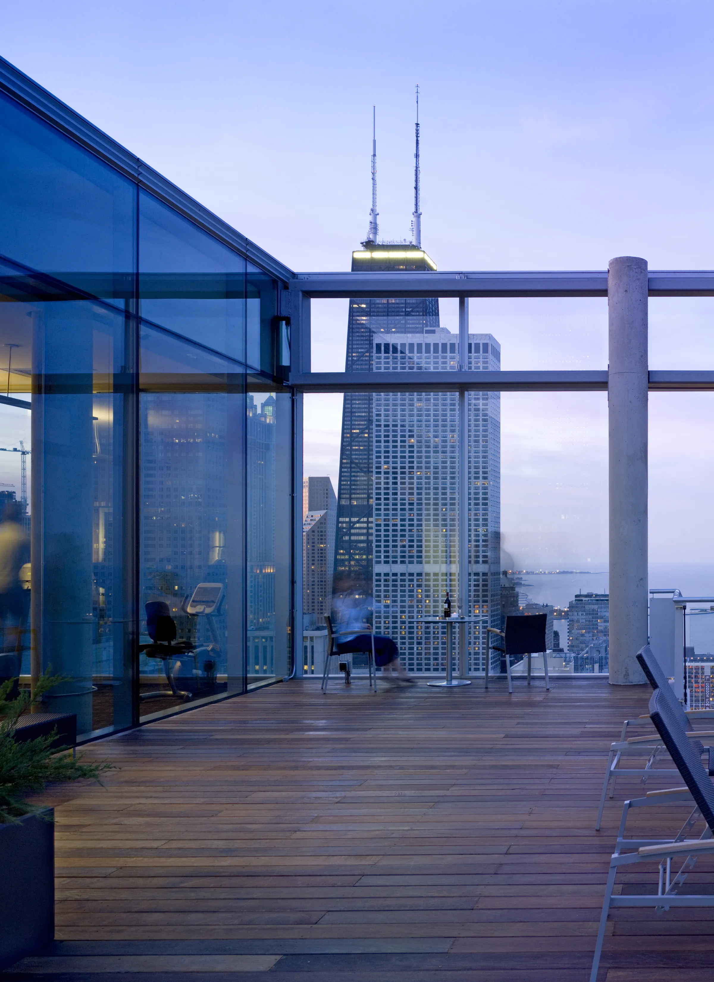 skyline Chicago view from 600 North Fairbanks Apartments