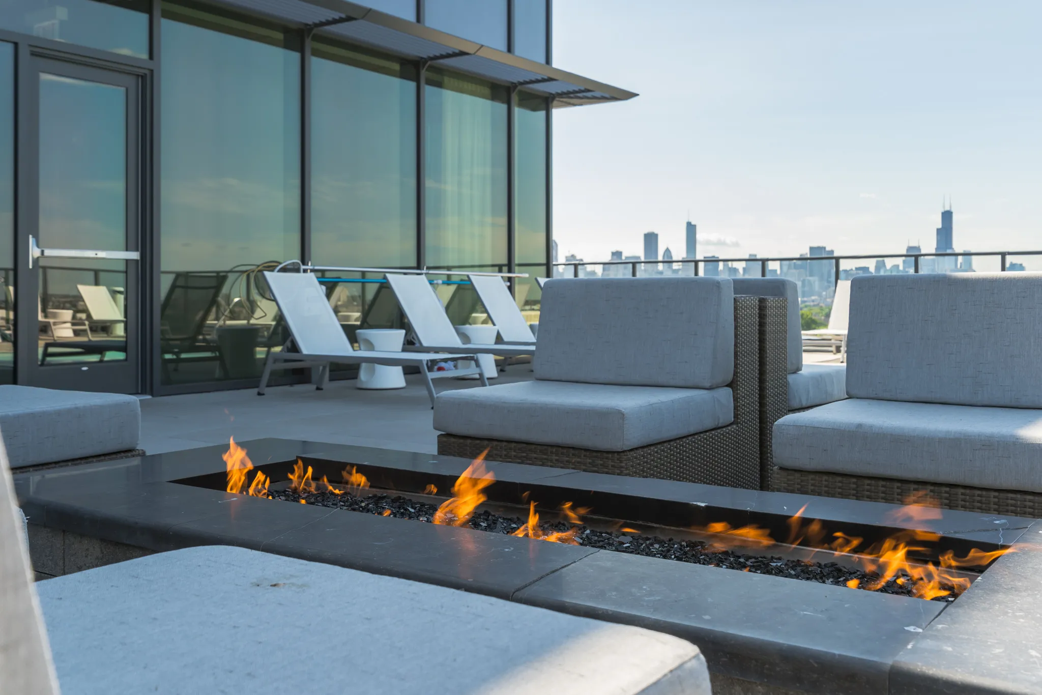 Elevate Lincoln Park Apartments