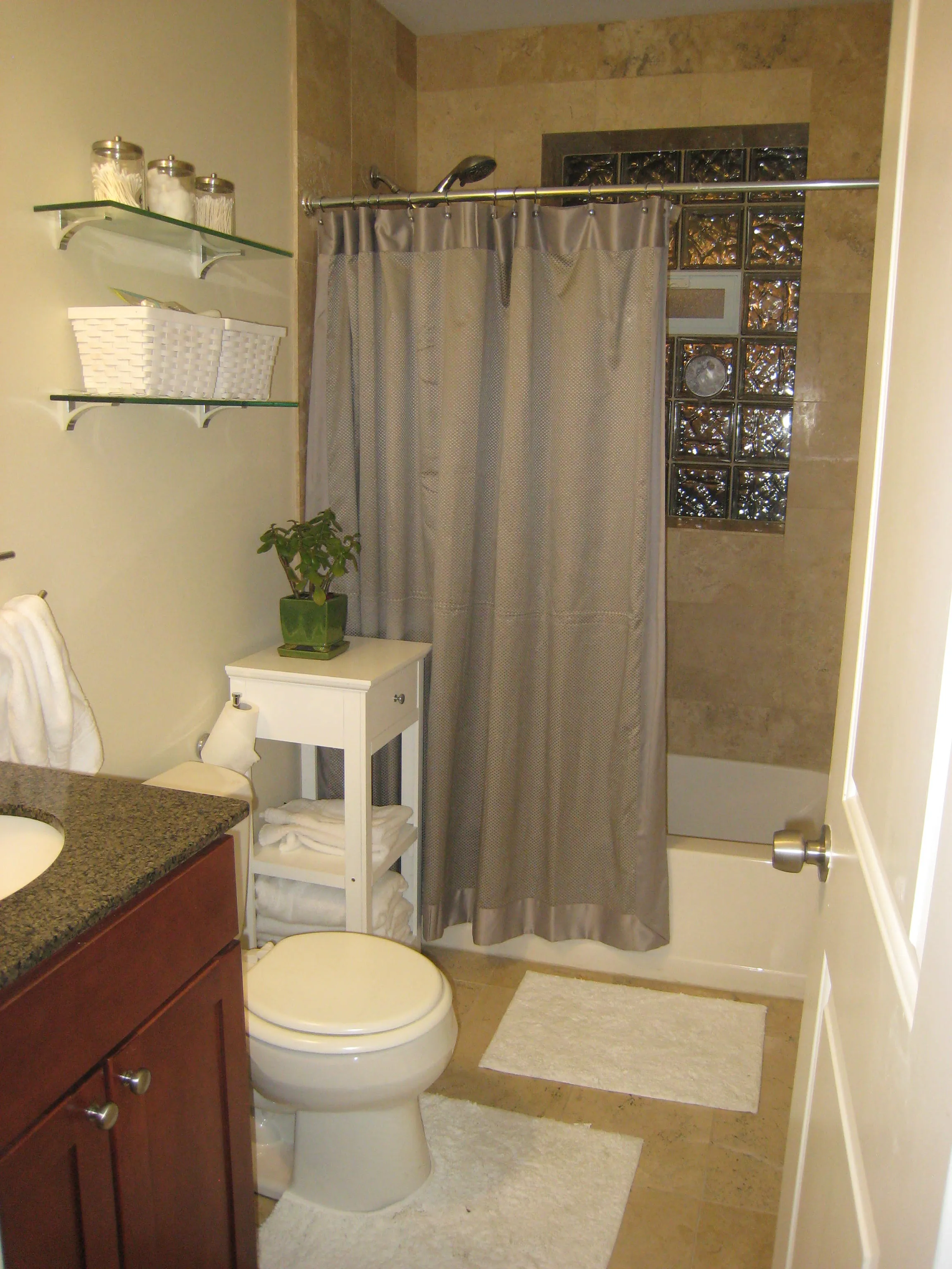 1347 W EDDY ST 60657-Eddy Square-unit#408-Chicago-IL