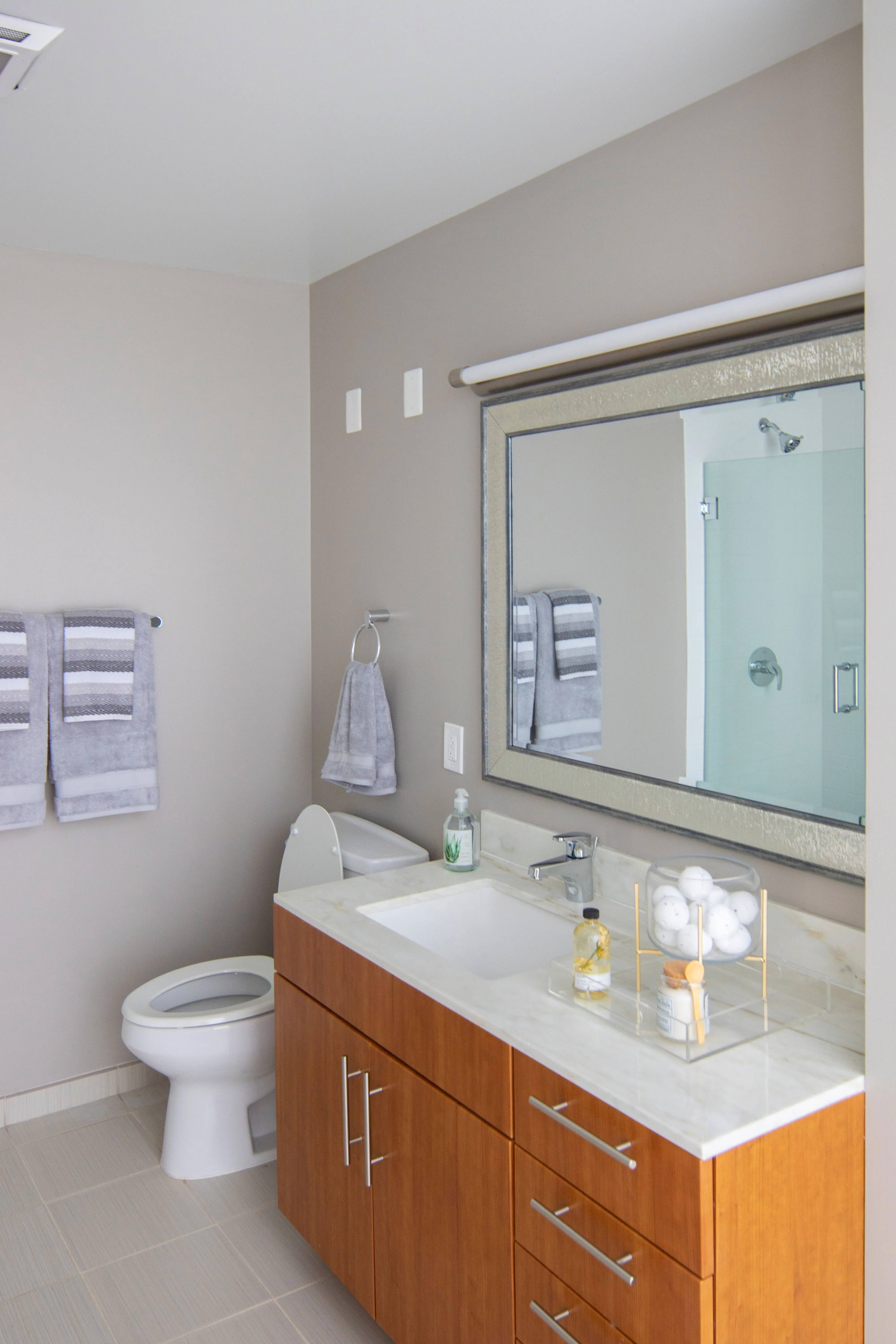 State & Grand Apartments