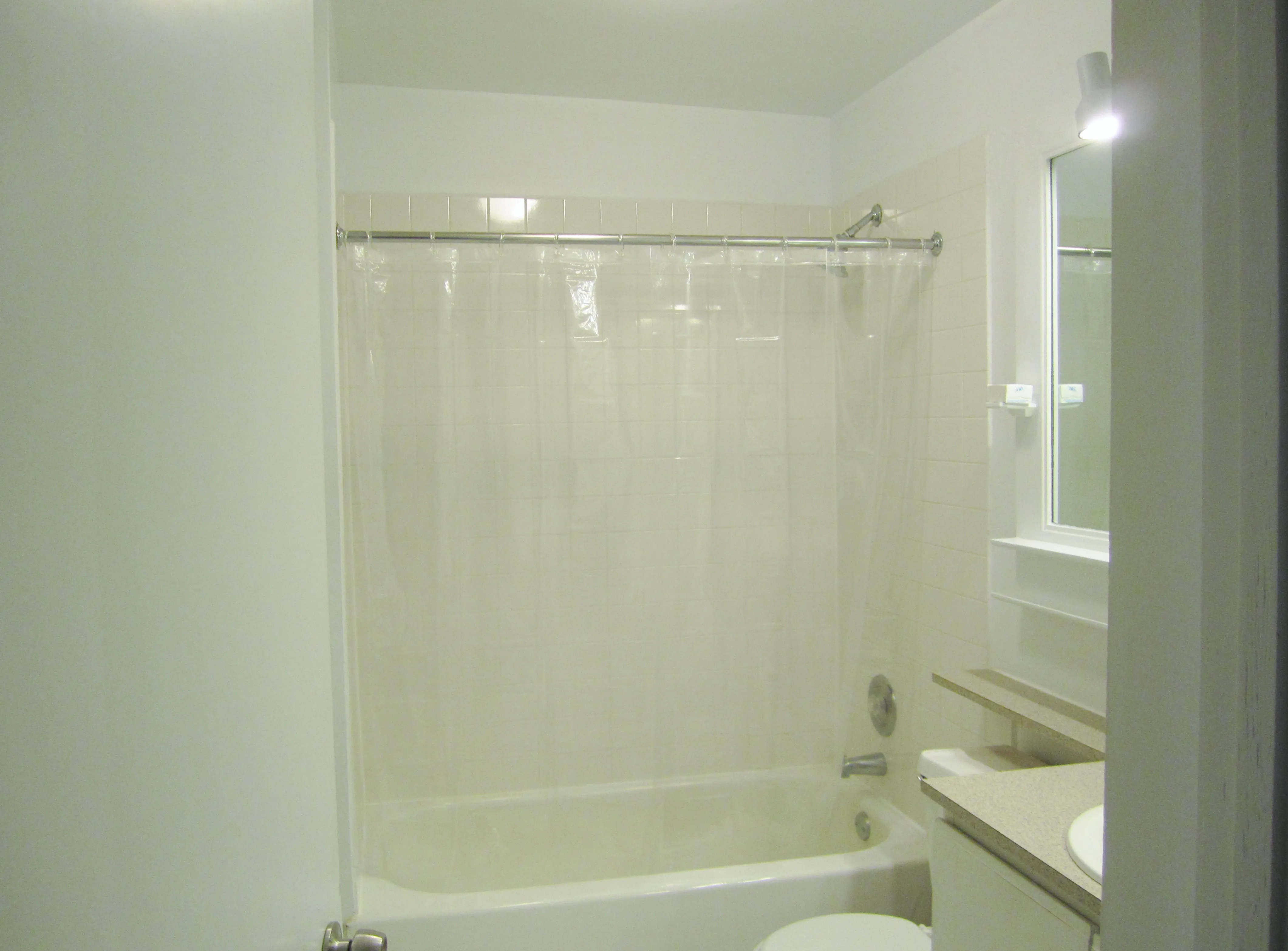5700 N WINTHROP AVE 60660-5700-unit#01-Chicago-IL