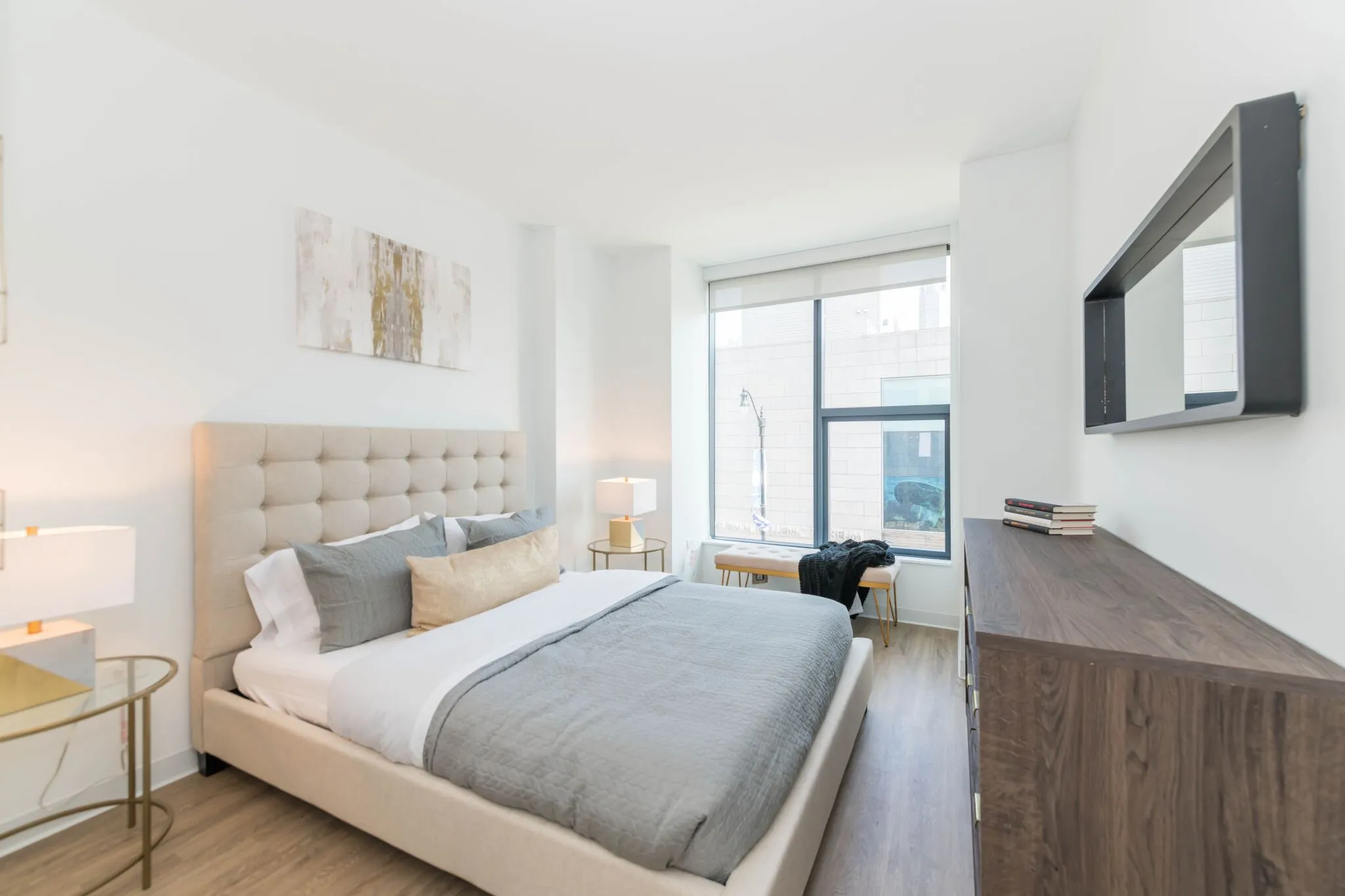 kitchen at The Van Buren Apartments in the West Loop in Chicago