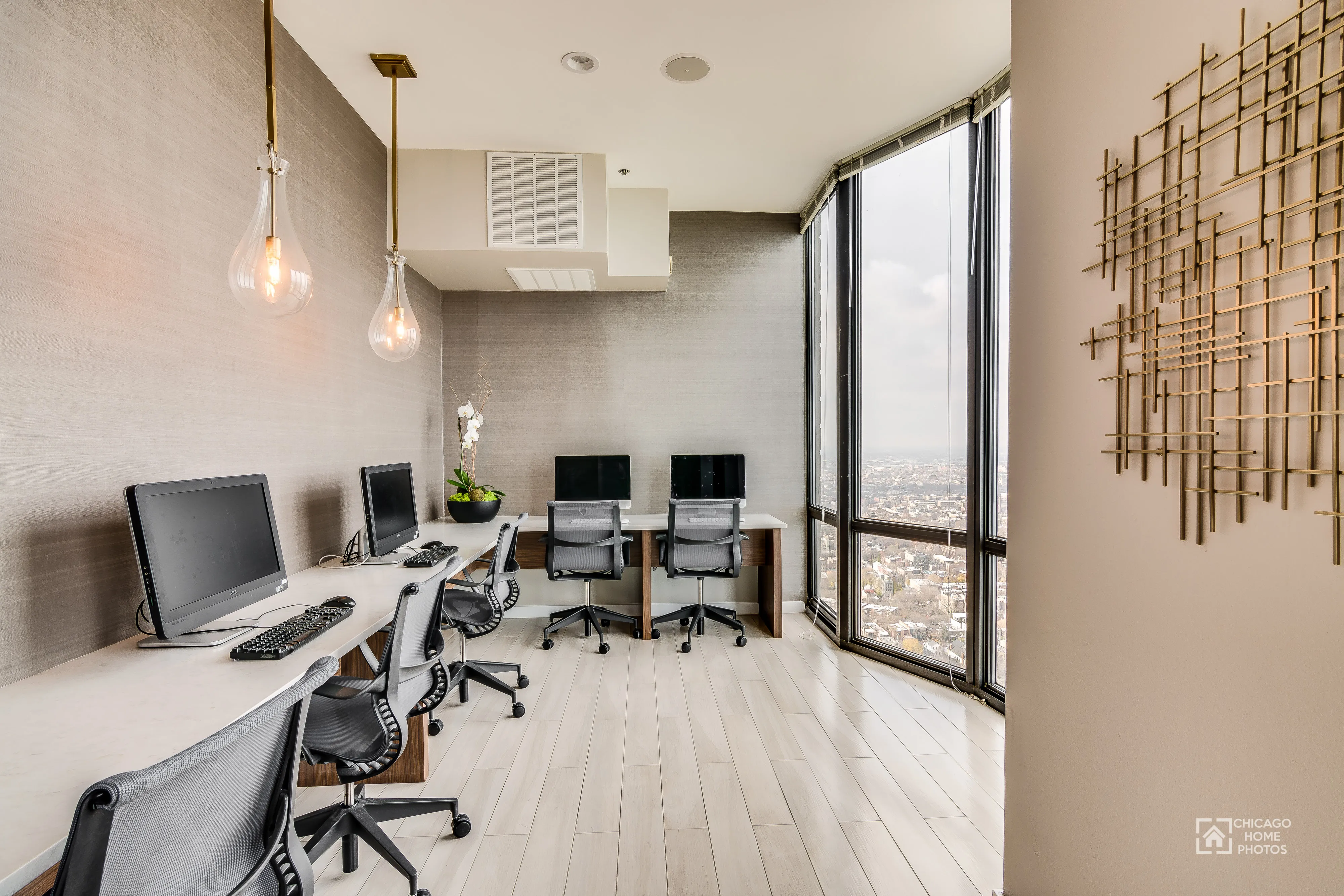 one bedroom model unit at Eugenie Terrace on the Park Apartments