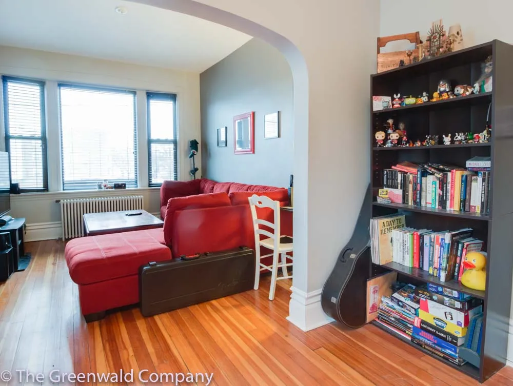 2957 N CALIFORNIA AVE 60618-unit#2S-Chicago-IL