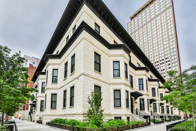 Chestnut Row Apartments