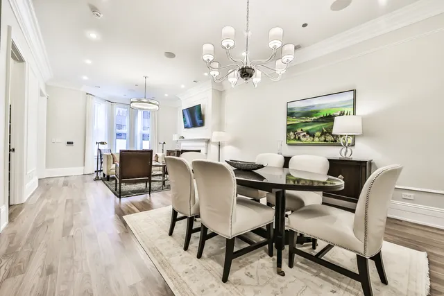 Chestnut Row Apartments