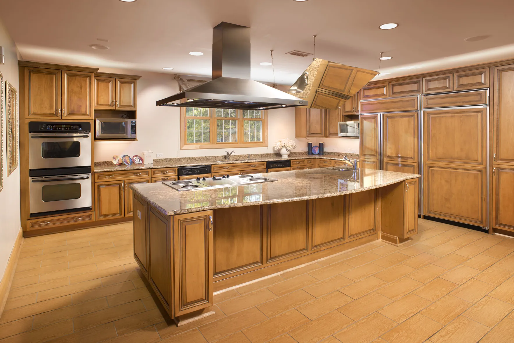 1 bedroom unit kitchen at Versailles on the Lakes Oakbrook Apartments 