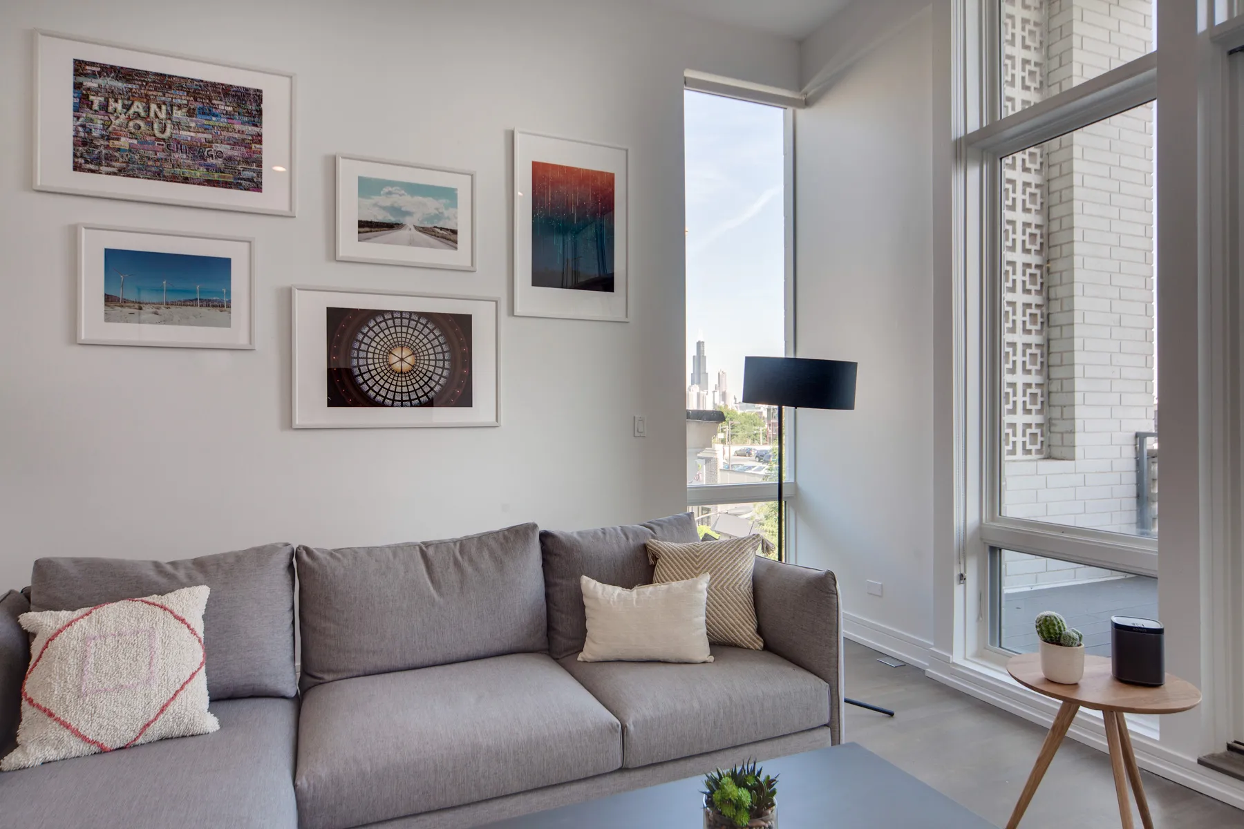 Common Damen Apartments