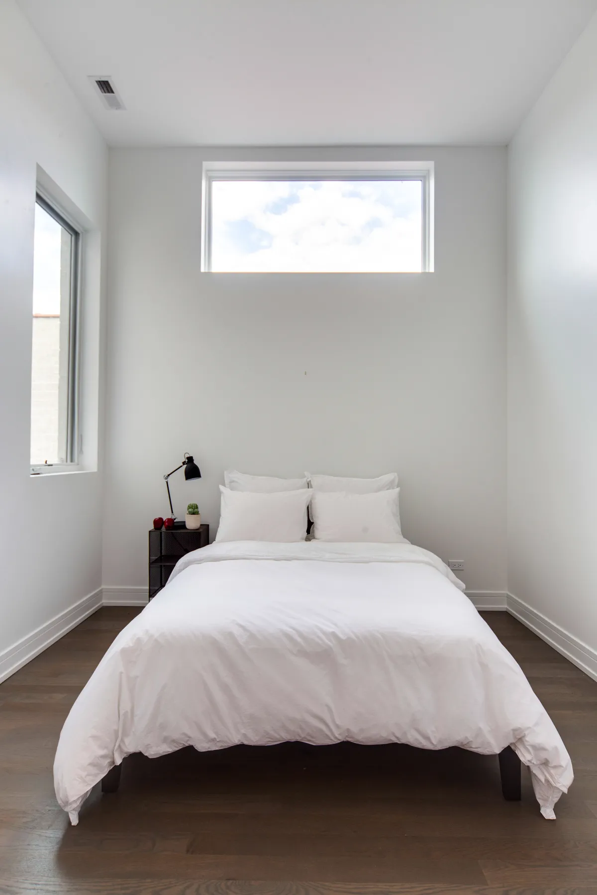 Common Damen Apartments