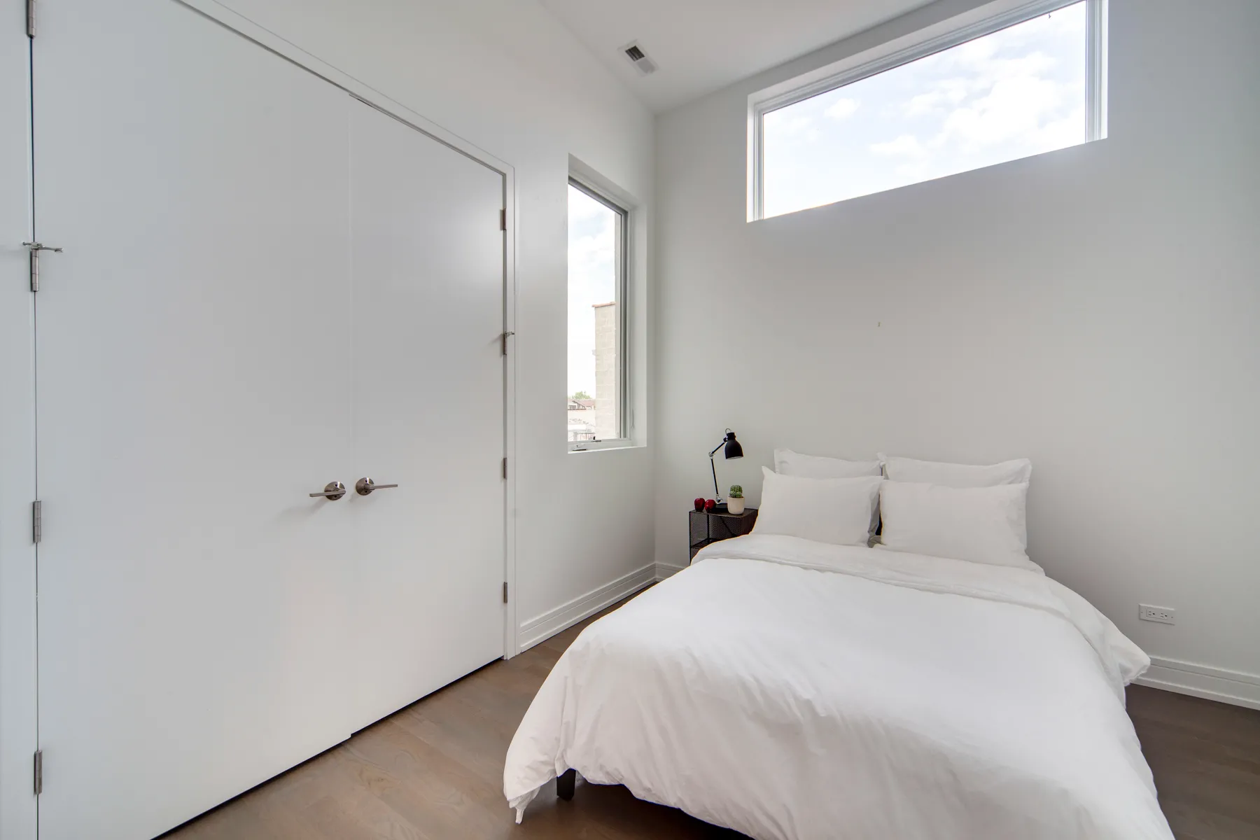 Common Damen Apartments