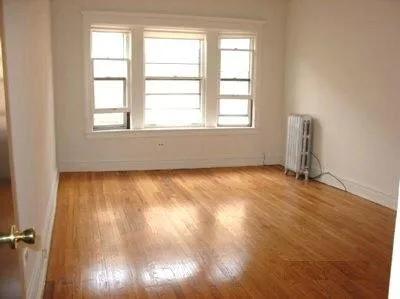 2201 Ridge Apartments